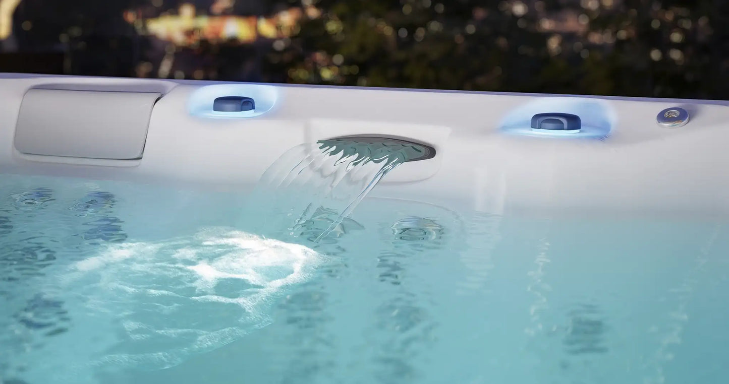 Aquavia Spa Essence Luxury Hot Tub
